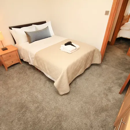 Apartment Macken Street Sleeps 10